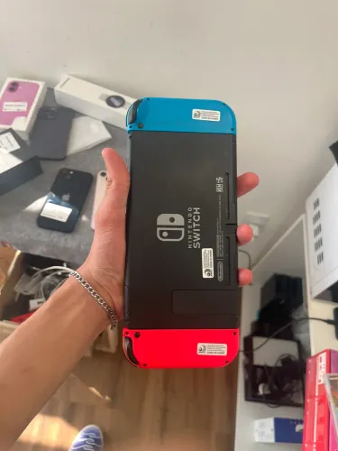 Nintendo switch V2