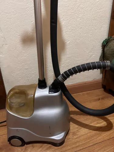 Vendo ferro profissional Suggar 127v usado