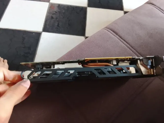 GTX 960 oc 2 gb com defeito no vrm para retirada de peças