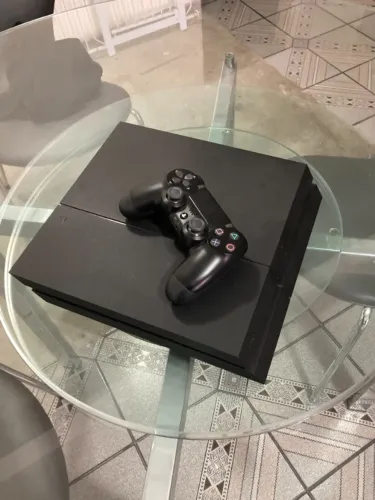 PS4 Fat 500GB + 1 Controle original + Cabos