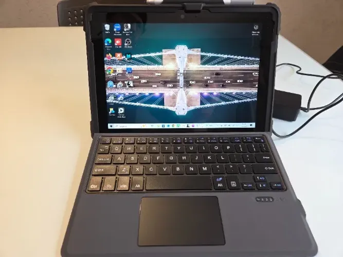 Microsoft Surface Go 1ª geração ? 4 GB / 64 GB
