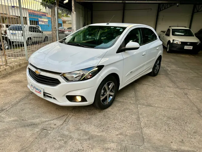 Chevrolet Onix Hatch LTZ 1.4 8V Flex Aut. 4P 2019