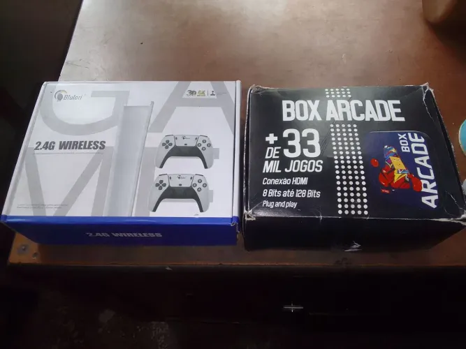 Troco 01 game stick M15 + game box Arcade + 80 reias num PlayStation 2 slim completo