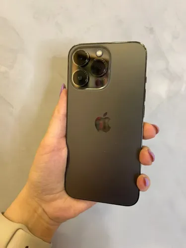 iPhone 13 Pro 128GB Grafite Seminovo 90% - Retire em loja física na Savassi