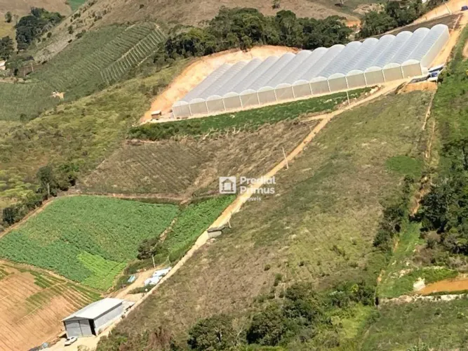 Sítio à Venda em Sumidouro Estrutura Completa e Pronta para Produção! Excelente Oportunid