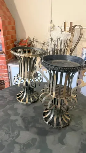 Vasos decorativos de ferro