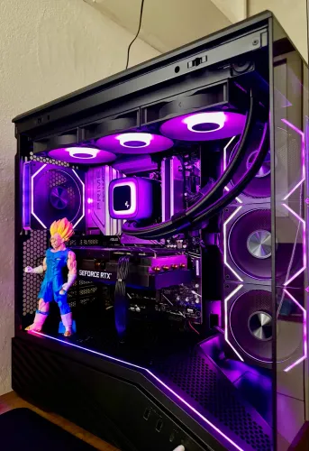 Kit Ryzen 77800x3d / recebo 17 pro Max branco ou azul