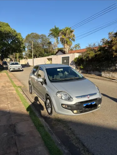 Fiat Punto Attractive 1.4 Fire Flex 8V 5P 2015