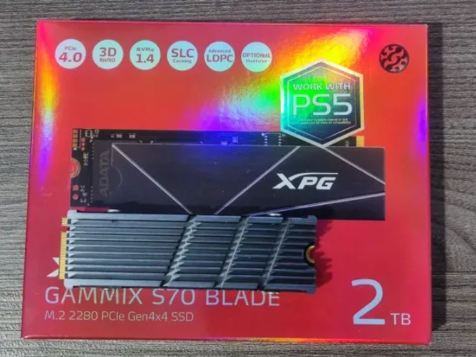 Ssd M.2 Nvme 2tb Pcie Gen4x4 Adata Xpg S70 p Pc E Ps5 Leitura 7400 Mb/s Gravação 6400 Mb/s