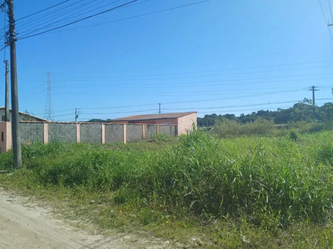 Vendo terreno lado praia em itanhaem