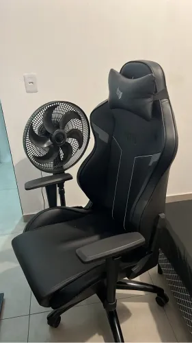 Vende-se cadeira da pichau 