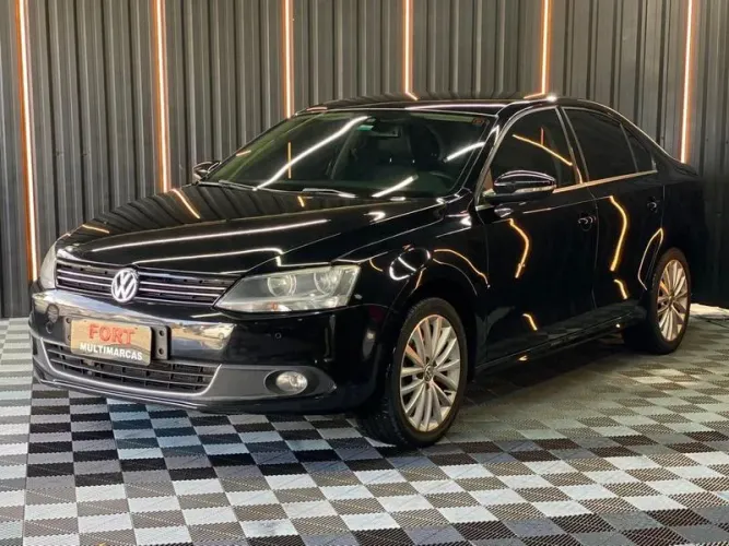 Volkswagen Jetta Highline 2.0 TSI 16V 4P Tiptronic 2014