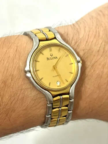 RELÓGIO BULOVA DOURADO VINTAGE QUARTZ