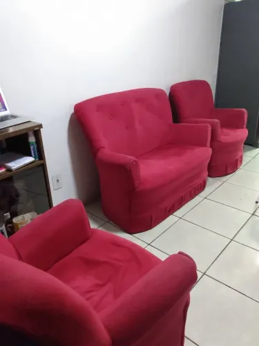 Conjunto  de três  sofás 
