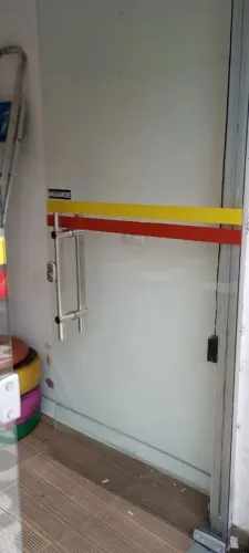 Porta de vidro completa, com porta de mola 