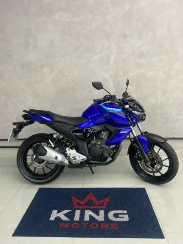 FZ15