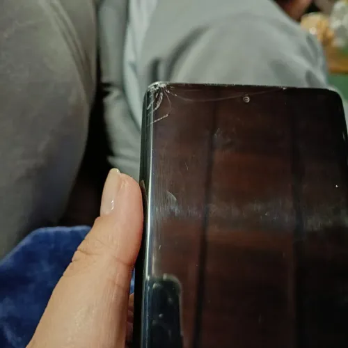 Moto Edge 50 Pro 256, pequeno trincado na tela, sem interferência no uso, celular perfeito
