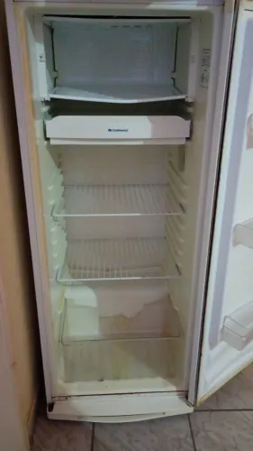 Geladeira Continental 270