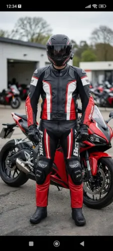 Macacão motociclista em couro legítimo