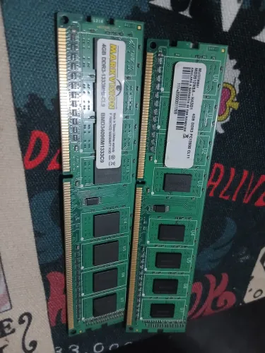 Memória ram DDR3 dois pentes de 4 gigas