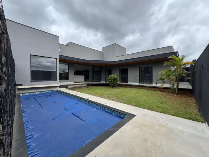 Casa à venda no condomínio Residencial Quinta Ranieri Green em Bauru -SP.