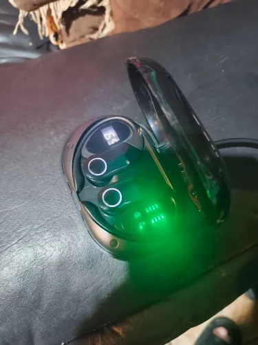 Fone de ouvido semi novo