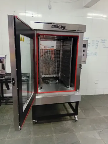FORNO IND TURBO CICLONE ELETRICO - 8 EST TRIF 380V NOVO