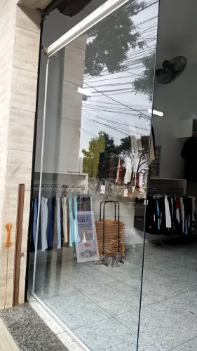 Vidro temperado para frente de loja
