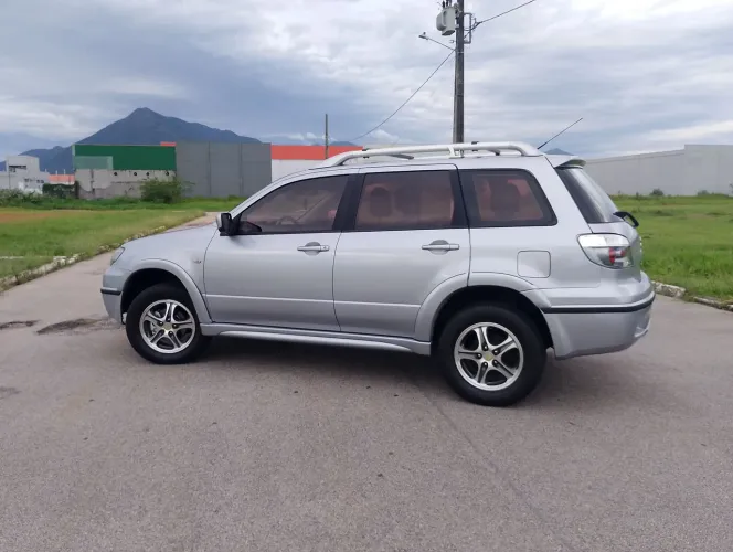 Mitsubishi Airtrek 2.4 16V 163cv/ 136cv 4X4 5P Aut. 2006