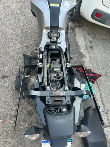 Suporte deslizante + baú 120L p Start, Fan e titan 160 2025/26