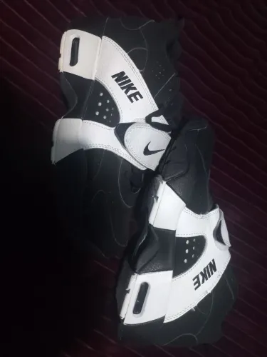 Nike triple AAA