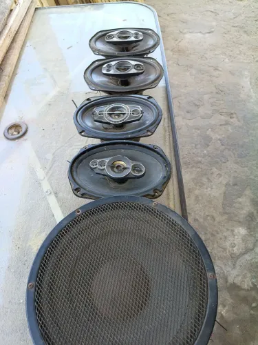 Vendo 5 Alto falantes