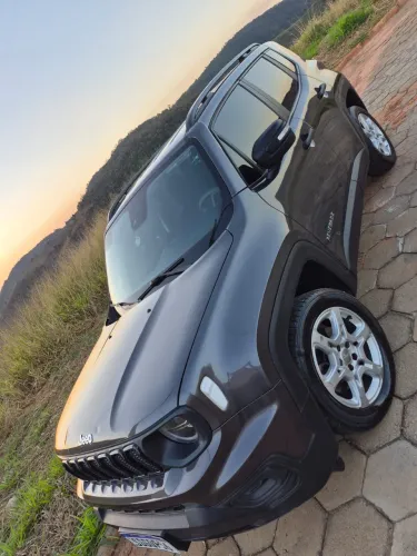Jeep Renegade Sport T270 1.3 TB 4X2 Flex Aut. 2024