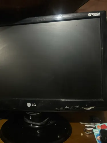 MONITOR PC LG 19 polegadas