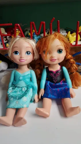 Bonecas Elsa e Ana Disney 