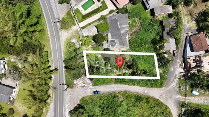 Terreno com área total de 1.352,00 m² Prainha Guaratuba PR.