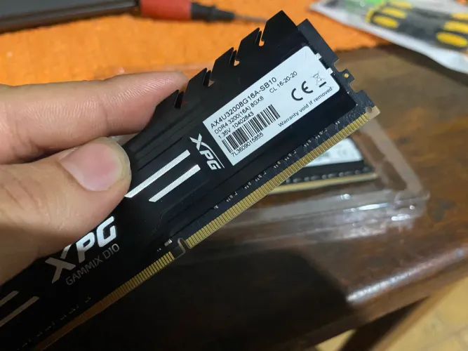 Vendo 16gb ddr4 3200 8x2