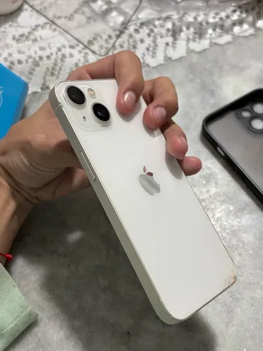 iPhone 13 Usado