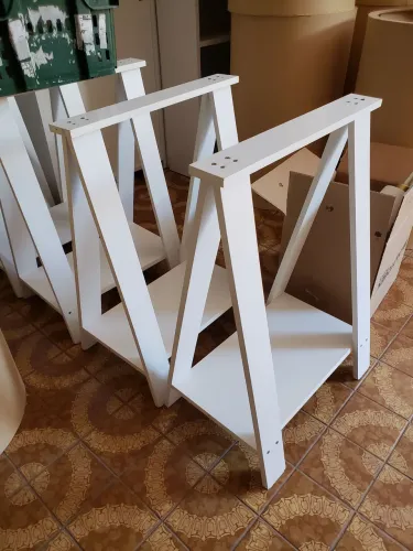 Cavalete Branco de MDF 73 Altura x 52 Profundidade