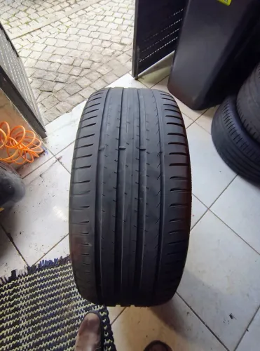 Vendo 4 pneus Pirelli Scorpion 235/45 R19