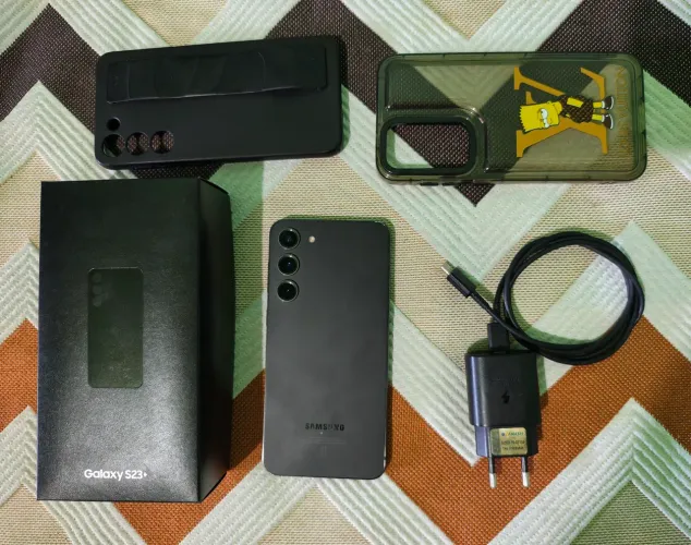 Samsung Galaxy S23 Plus (Usado)