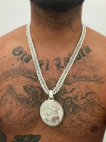 Cordão de prata