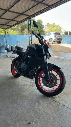 Vendo Mt07 com apenas 38 mil km rodado 