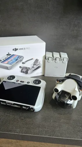 Drone DJI Mini 3 Pro + Controle RC (Tela) + Fly More + Case + Filtros ND Freewell