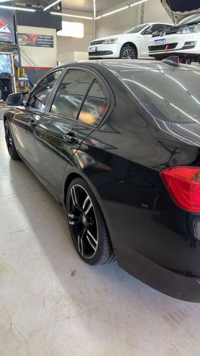 Imagem de BMW 320I A 2.0 Turbo/activeflex 16V 184cv 4P 2015