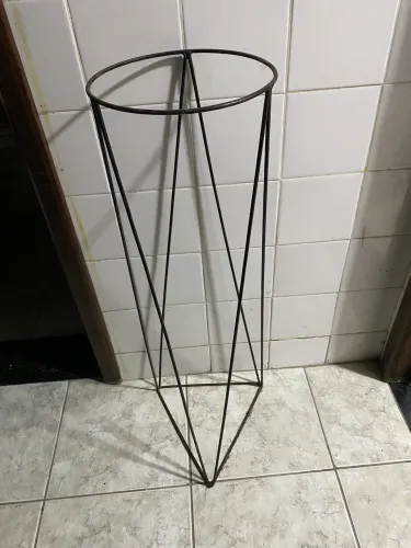 Suporte de ferro para plantas estilo decorativo