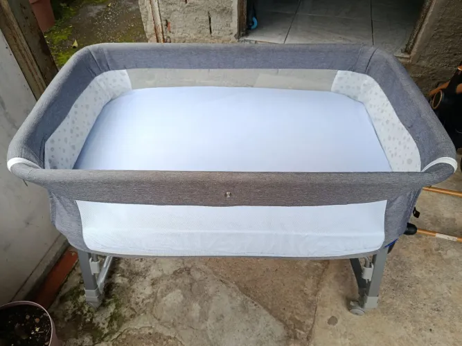BERÇO PORTÁTIL DE BALANÇO KABABY COM COLCHÃO