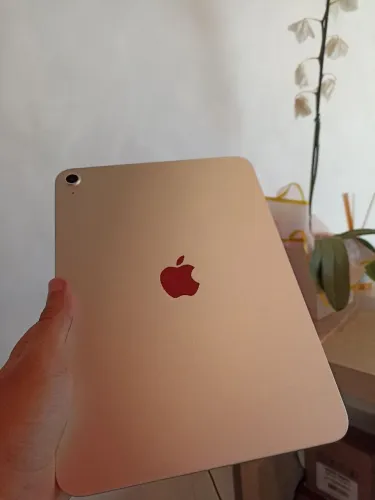 iPad 11° Novo e bem conservado (3 meses de uso, aproximadamente)