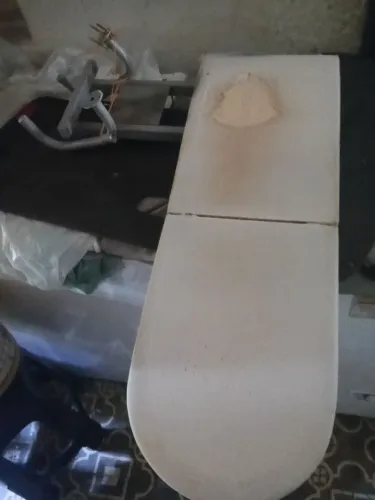 Vendo mesa de passar roupa que pega na parede