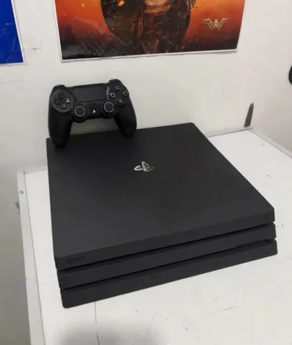 PLAYSTATION 4 PRO 10.50